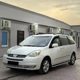 Toyota Sienna 2005