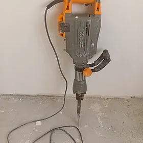 prakat Hilti