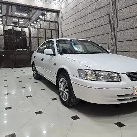 Toyota Camry 1998