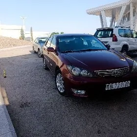 Toyota Camry 2005