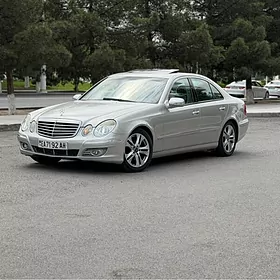 Mercedes-Benz E320 2003