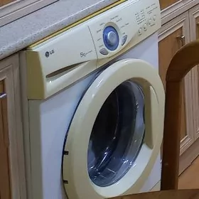 стиральная машинка LG