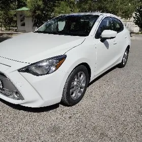 Toyota Yaris 2019