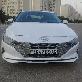 Hyundai Elantra 2021