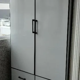 şyfoner ve şkaf aynaly