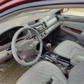 Toyota Camry 2003