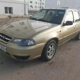 Daewoo Nexia 2010