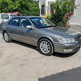 Toyota Camry 1998