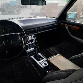 Mercedes-Benz W126 1994