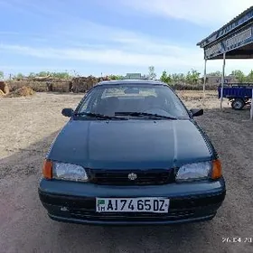Toyota Tercel 1995