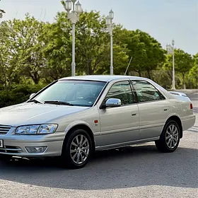Toyota Camry 2000