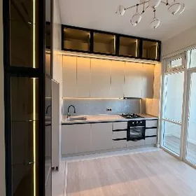 Gurtly 2017 3 kom 135m²