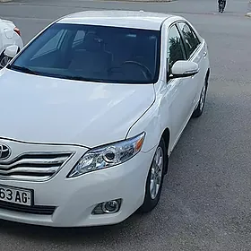 Toyota Camry 2010