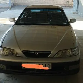 Toyota Vista 1995