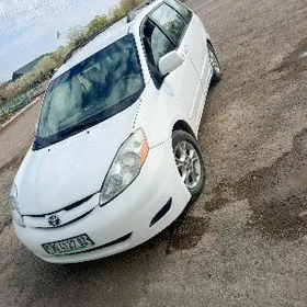 Toyota Sienna 2006
