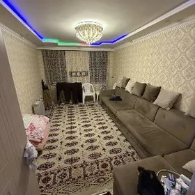 ЦЕНТР 3 В 2 КОМ 2 ЭТАЖ СРОЧНО