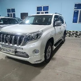 Toyota Land Cruiser Prado 2014