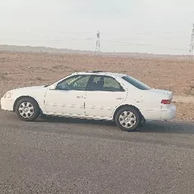 Toyota Camry 2001