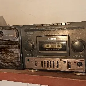 Магнитофон Sony
