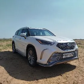 Toyota Highlander 2023