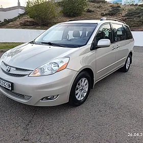Toyota Sienna 2009