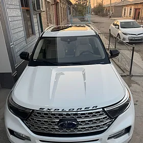 Ford Explorer 2021