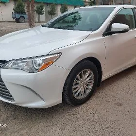 Toyota Camry 2015