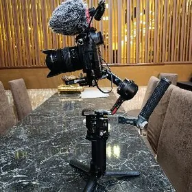 LUMIX 5 widio we fotaparat