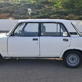 Lada 2107 1983