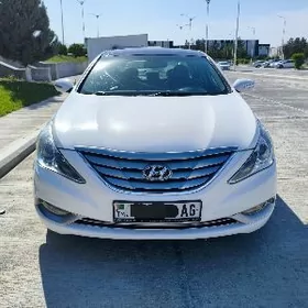 Hyundai Sonata 2012