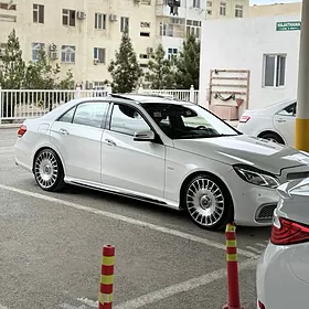 Mercedes-Benz E350 2011