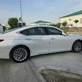Lexus ES 350 2023