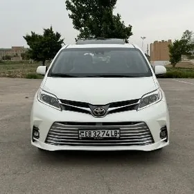 Toyota Sienna 2020