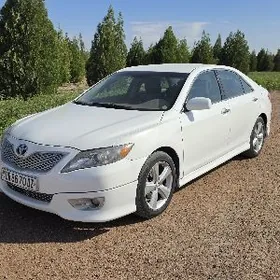 Toyota Camry 2010