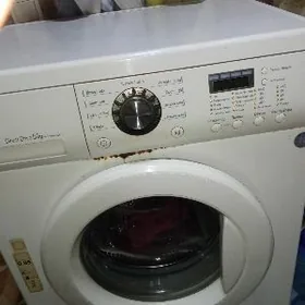 стиральная машина LG