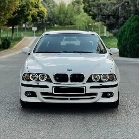 BMW E39 2001