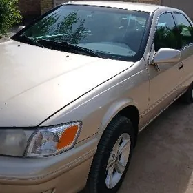 Toyota Camry 1999