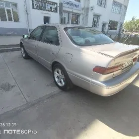 Toyota Camry 1999