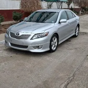 Toyota Camry 2010