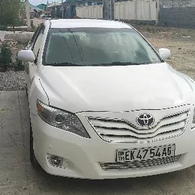 Toyota Camry 2010