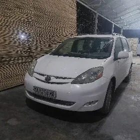 Toyota Sienna 2009
