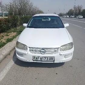 Opel Omega 1995