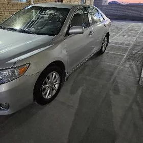 Toyota Camry 2010