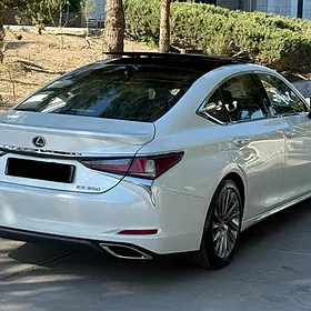 Lexus ES 350 2019