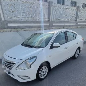 Nissan Sunny 2022