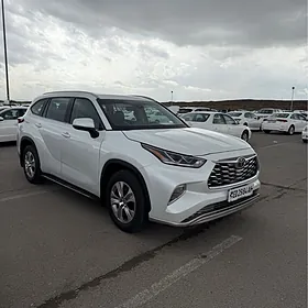 Toyota Highlander 2022