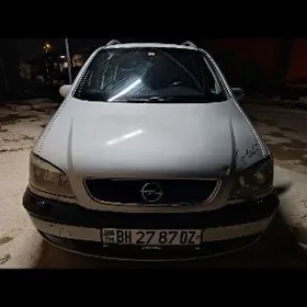 Opel Zafira 2000