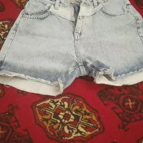 шорты для девочки раз 36