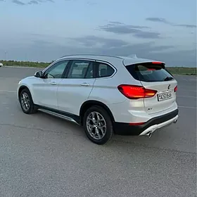 BMW X1 2021