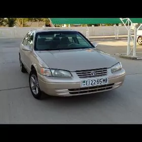 Toyota Camry 1998